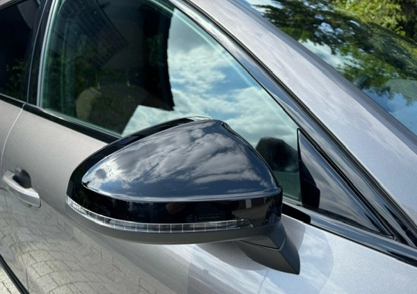 Audi A4 cena 125460 przebieg: 125000, rok produkcji 2019 z Tuchola małe 436